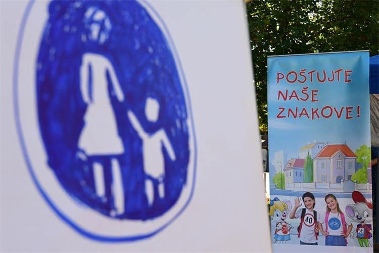 poštujte naše znakove