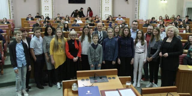 Simulirana_srednje_skole_1