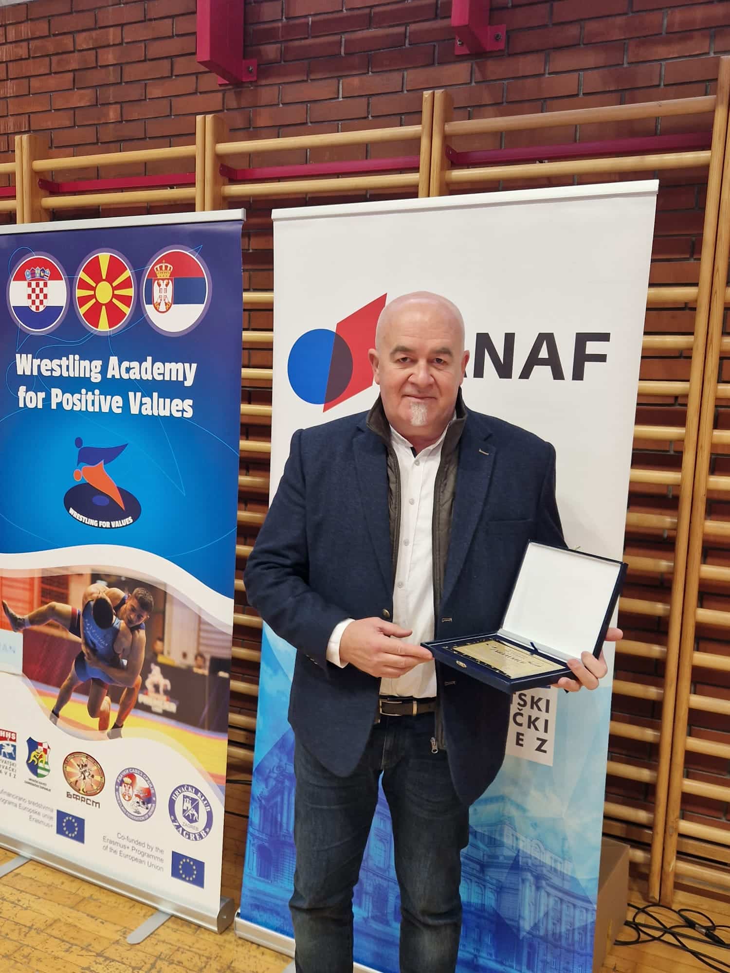 FOTO Hrvački klub PIK Vrbovec sjajan domaćin Božićnog turnira 01Portal