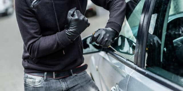 beat-car-thieves-article-image
