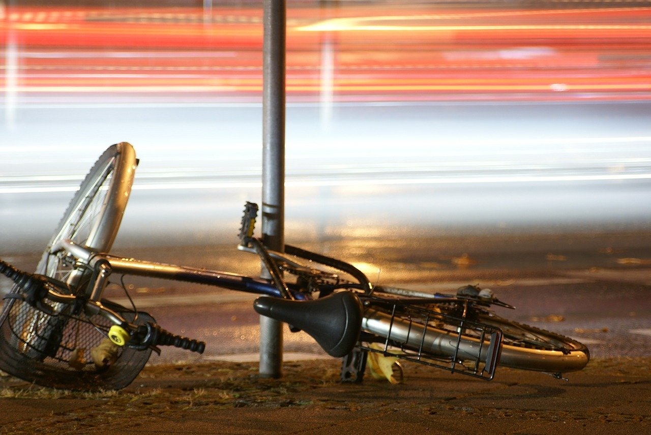 bike-376745_1280