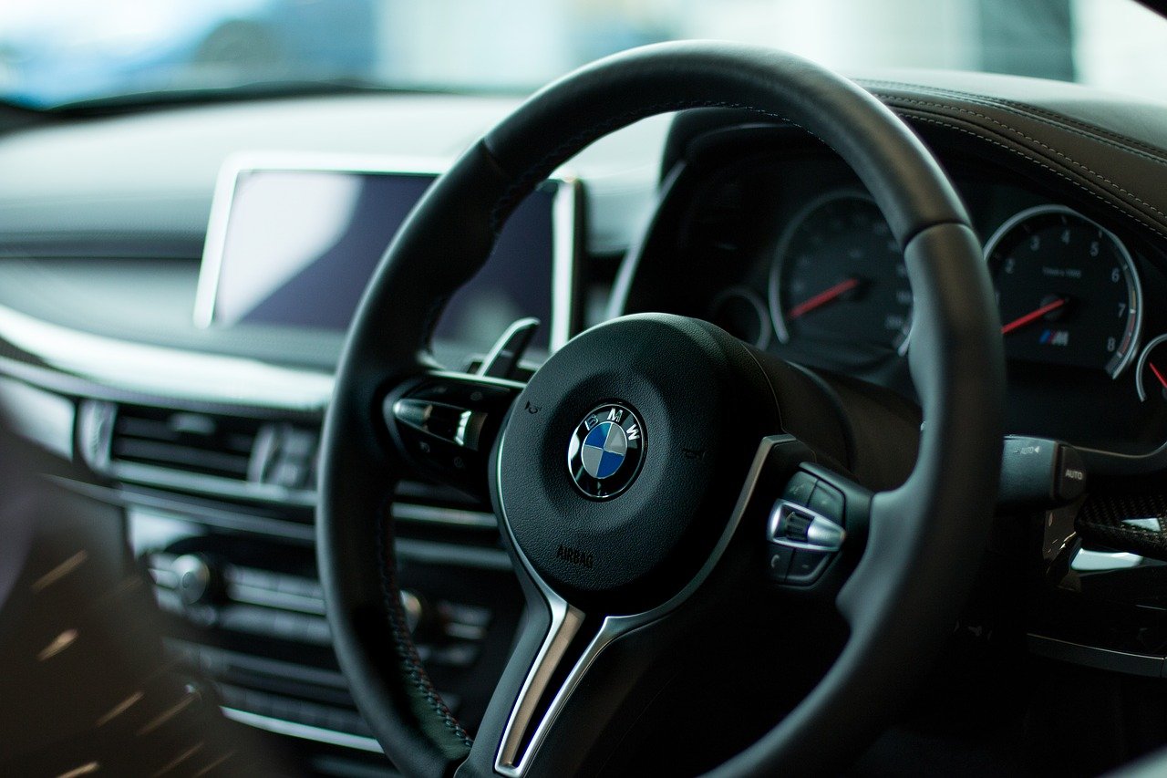 bmw-2964072_1280