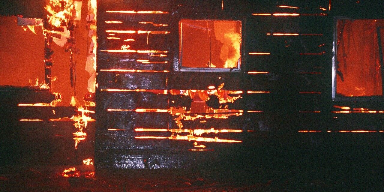 burn-1851559_1280
