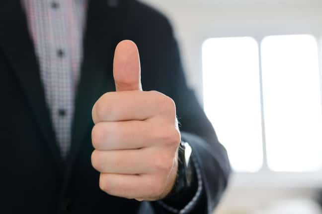 business-2879469_1920__648x432_q85_crop_subsampling-2_upscale