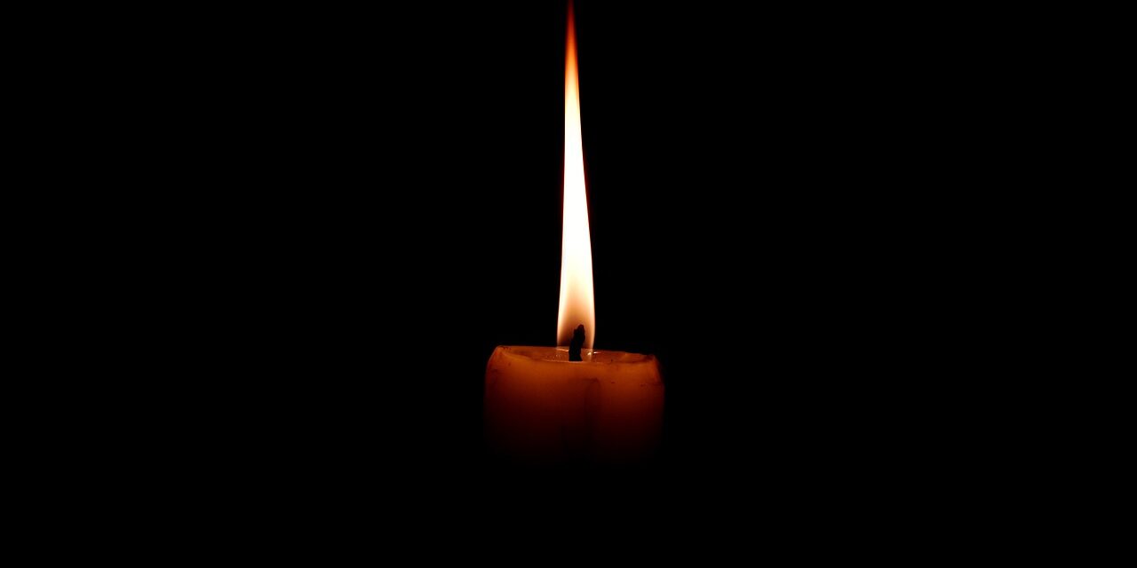 candel-g98603049b_1280