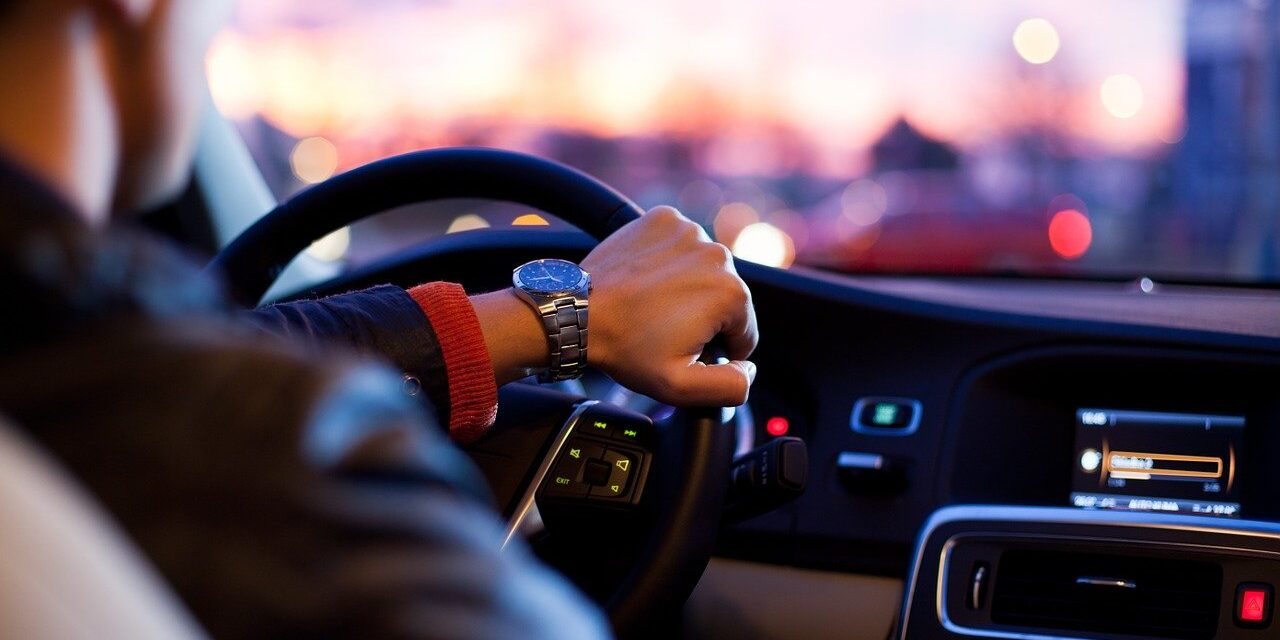 car-1149997_1280