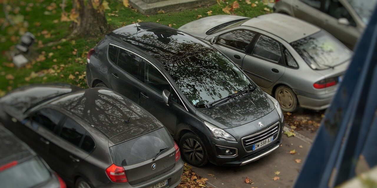 car-4759970_1280
