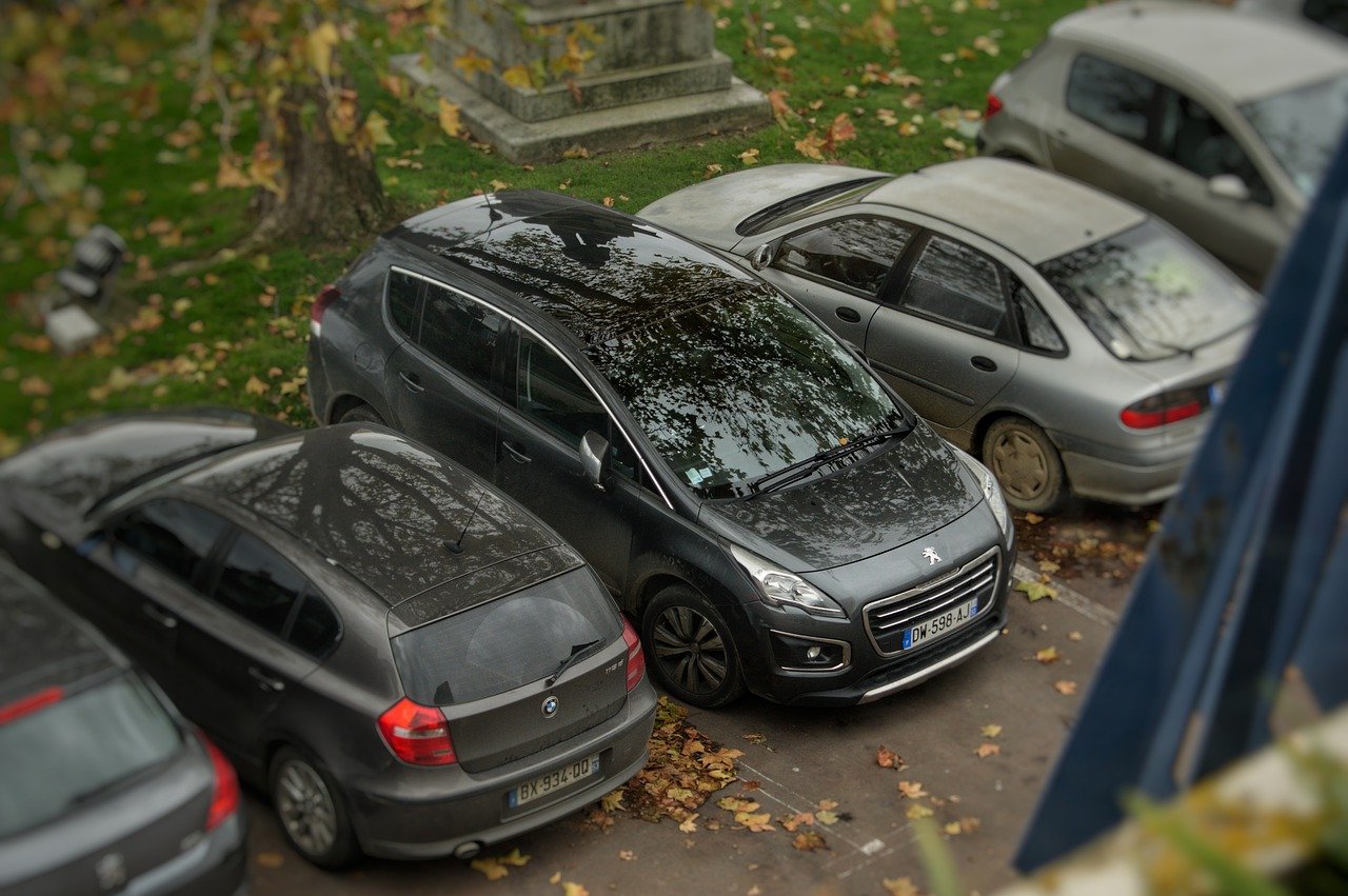 car-4759970_1280