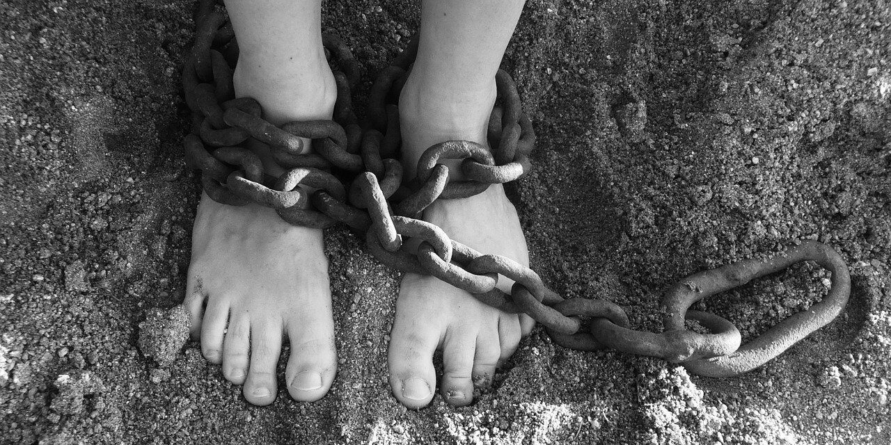 chains