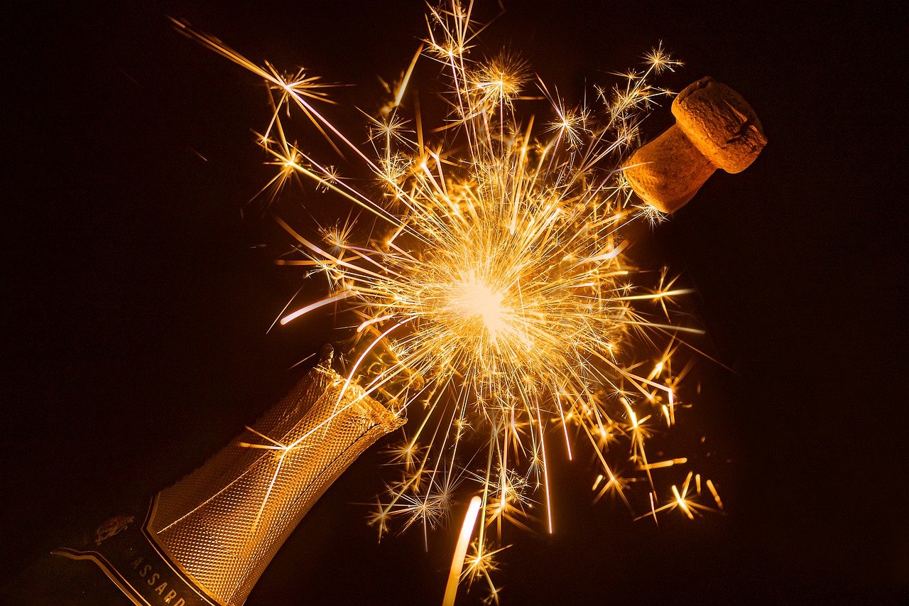 champagne-4734176_1280