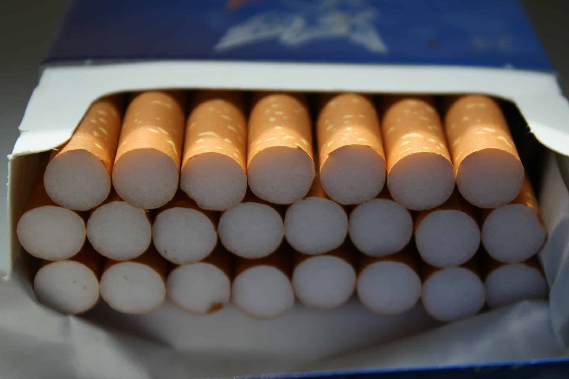 cigarettes-78001_1920