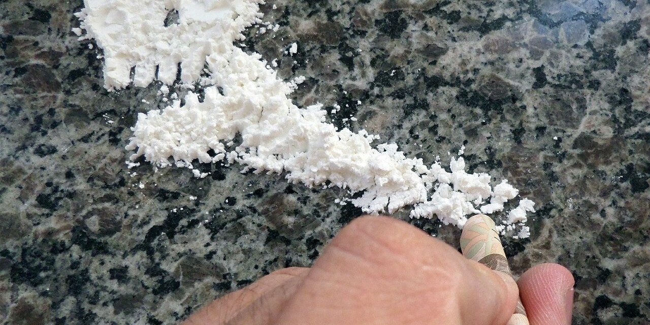 cocaine-396751_1280