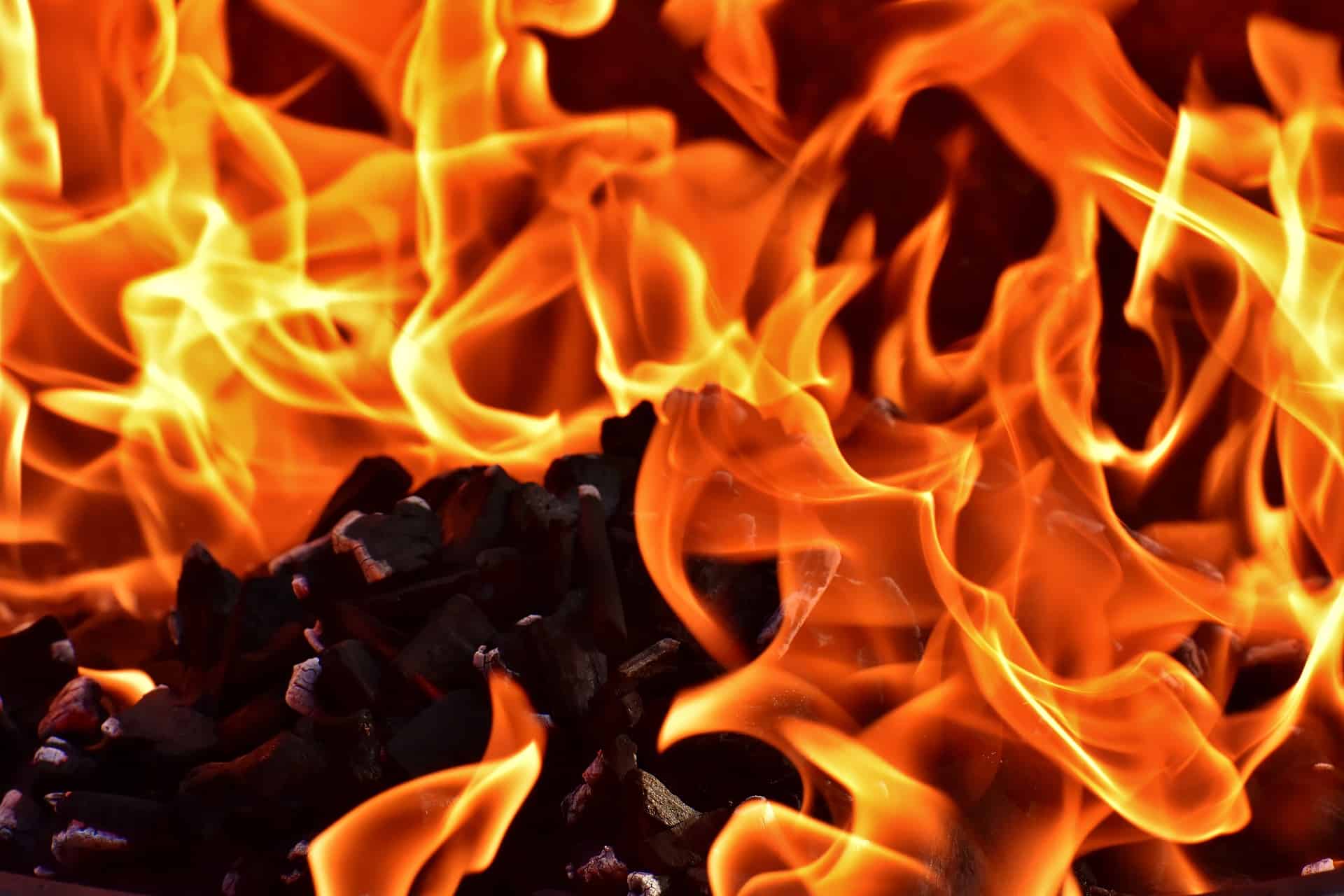 fire-3478889_1920