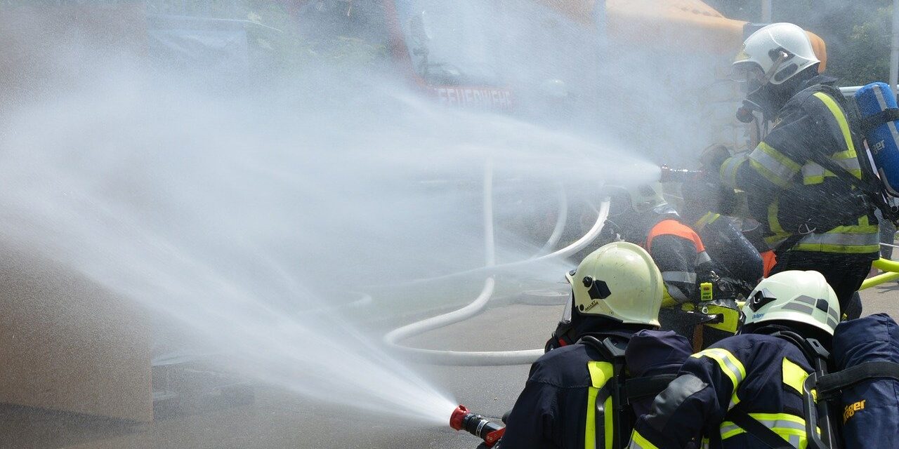 fire-499790_1280
