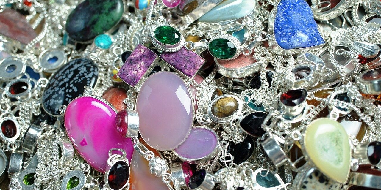 gemstone-665698_1280