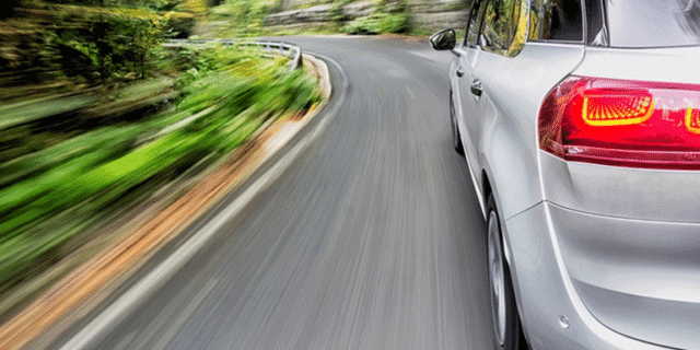 industryweek_29782_car_on_curve_0
