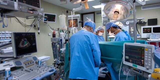 medical-5051148__648x432_q85_crop_subsampling-2_upscale