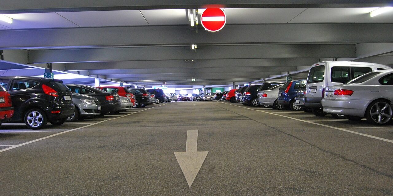 parking-219767_1280