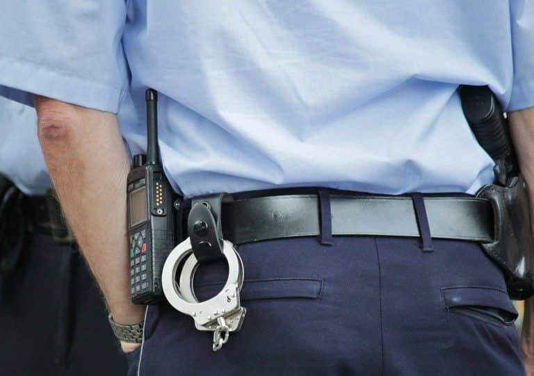 police-378255_1280-768×541-1