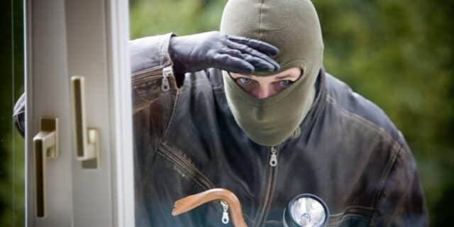 protect-your-home-from-break-ins-768×512-1