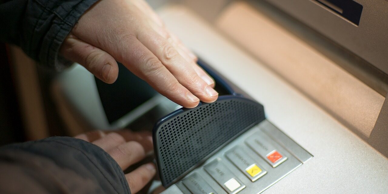 scam-2048851_1280