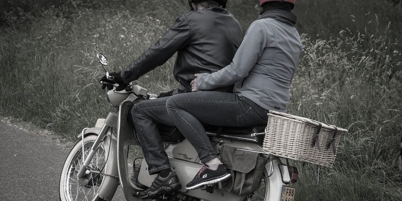 scooter-1593836_1280