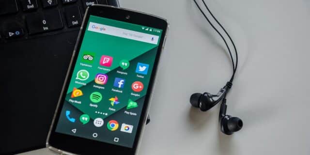 smartphone-1735044_960_720