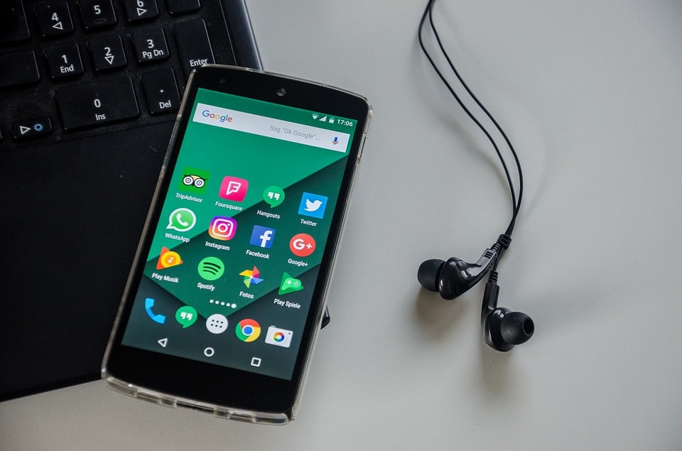 smartphone-1735044_960_720