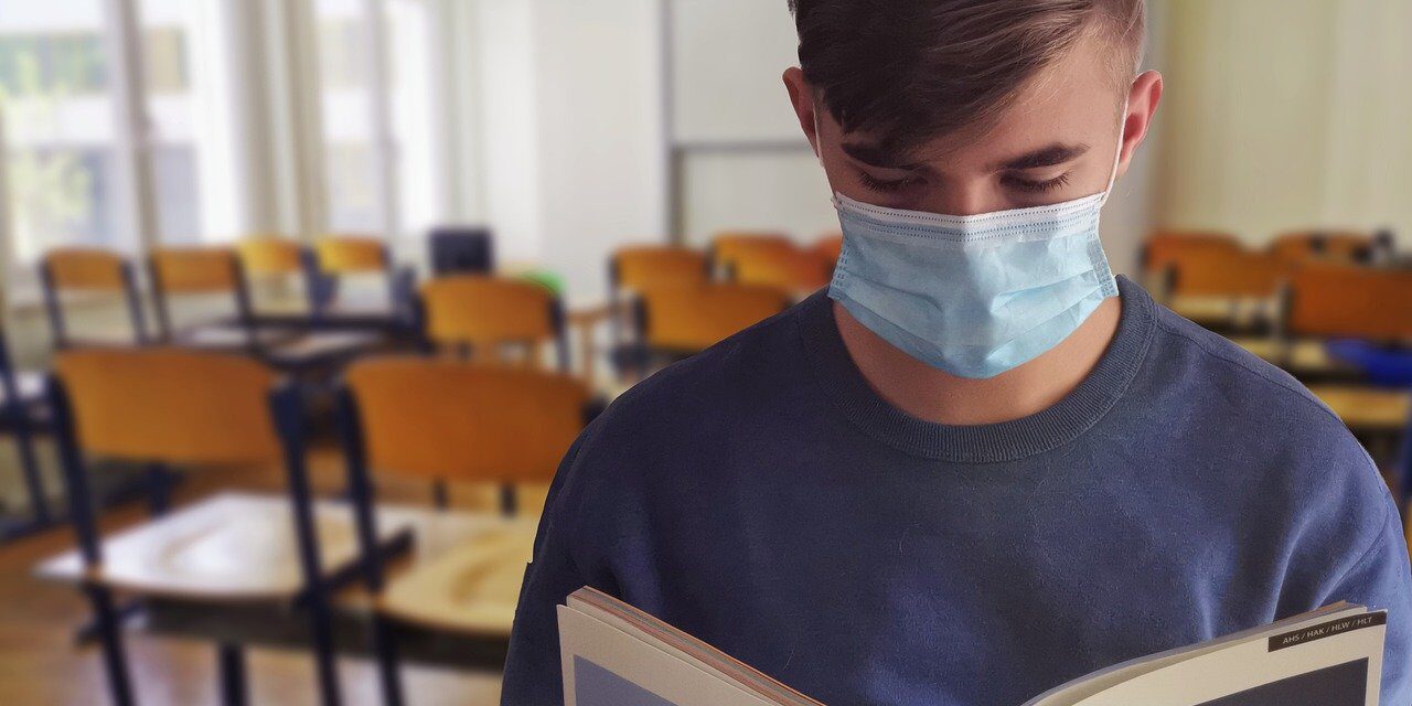 student-5520411_1280