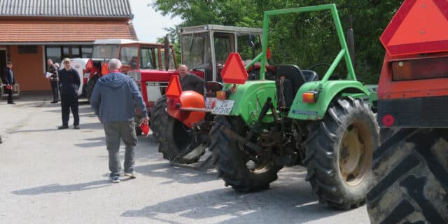t3