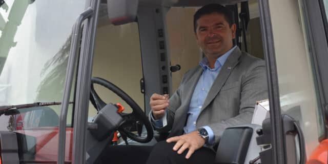 traktor-1