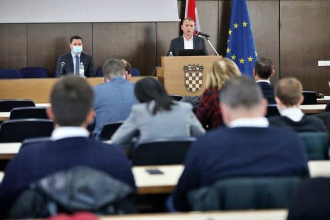 turizam-radionica_071221-autor_fotografije_drazen_kopac__6.jpg__648x432_q85_subsampling-2