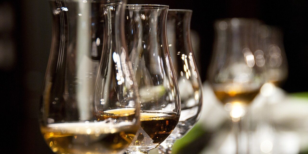 wine-glasses-1246240_1280
