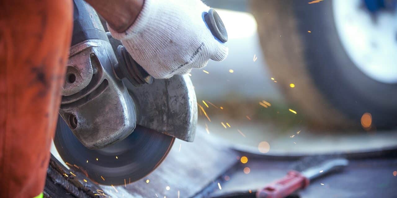 work-3383831_1280