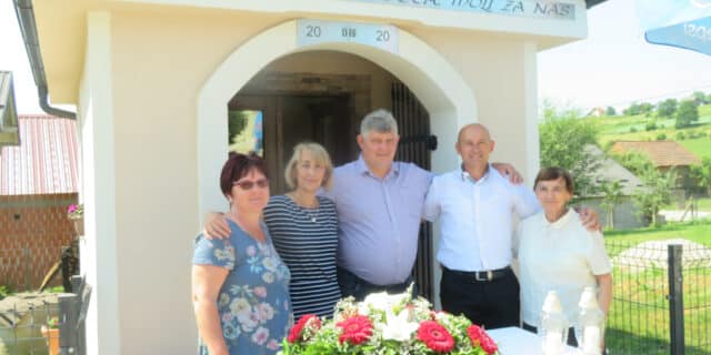 ž2