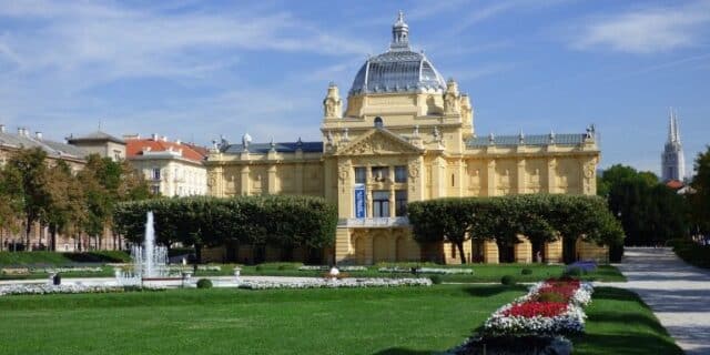 zagreb-2703916_1280-768×432-1