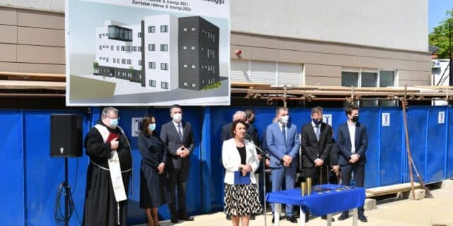 zavod za kliničku mikrobiologiju kb sveti duh zagreb