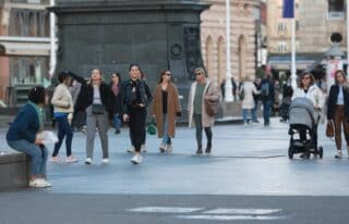 Zagreb: Ugodno nedjeljno popodne mnogi iskoristili za šetnju središtem grada