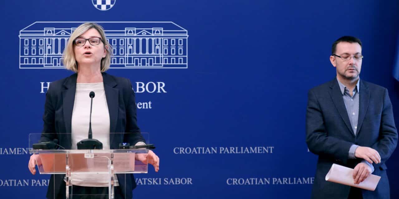 Zagreb: Sandra Bencic i Arsen Bauk traze isprazno povjerenstvo o radu agencija za naplatu potrazivanja