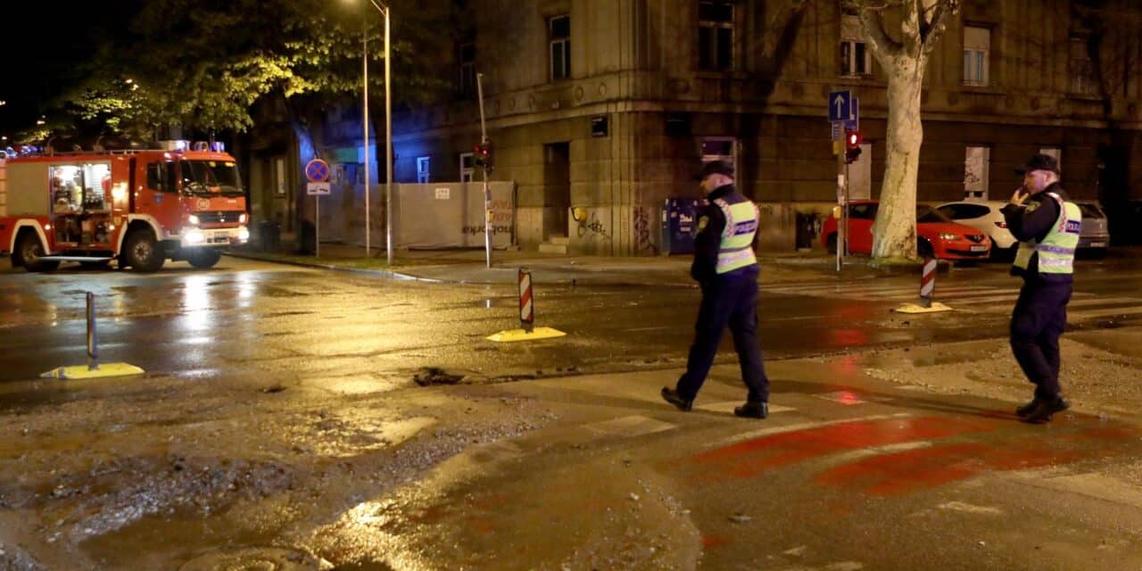 Zagreb: Poplava na Zelenom valu zbog puknuća cijevi kod Vodovodne ulice