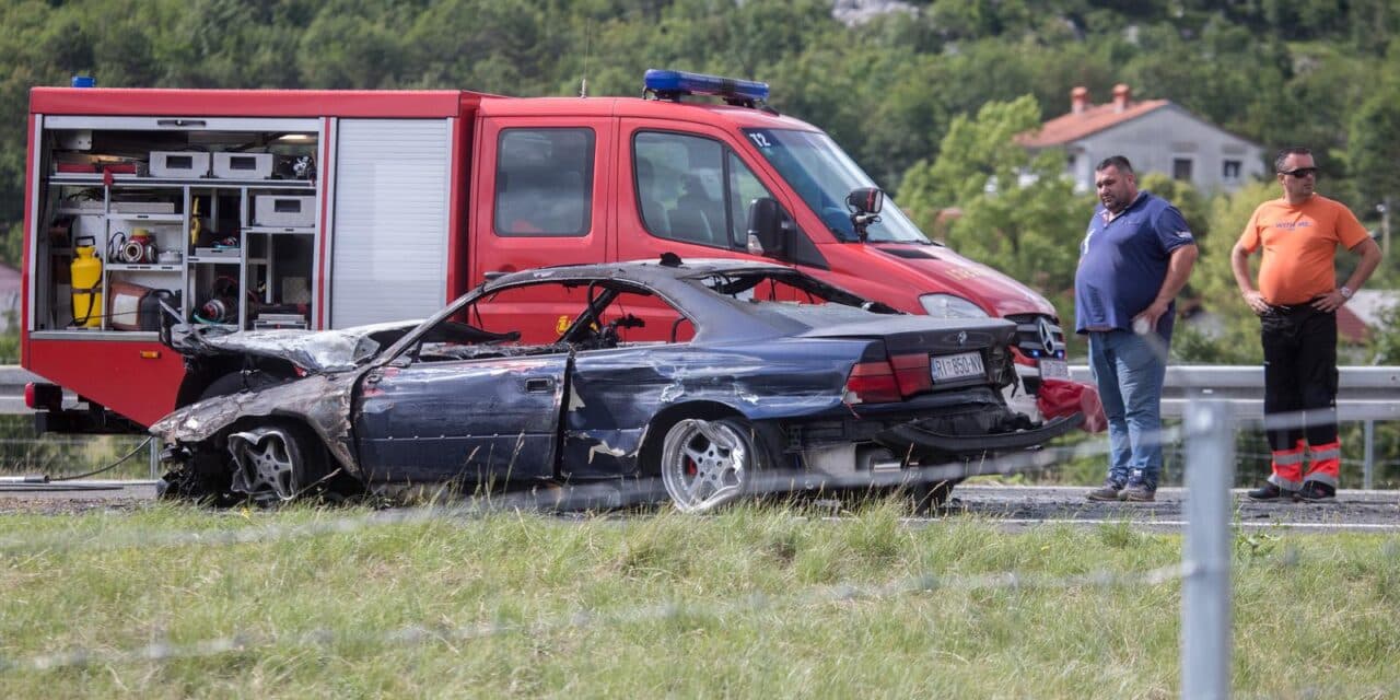 požar auto autocesta