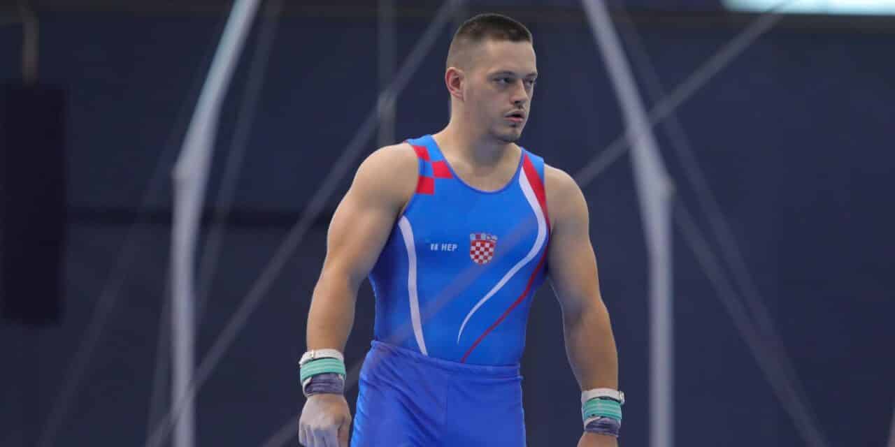 Srbić zlatni, Đerek dva puta srebrna za kraj najuspješnijeg Svjetskog kupa u Osijeku