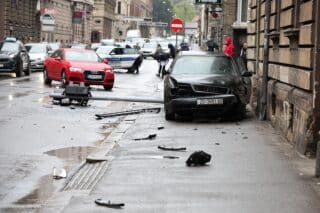 Zagreb: Sudar dva automobila na križanju Đorđićeve i Palmotićeve