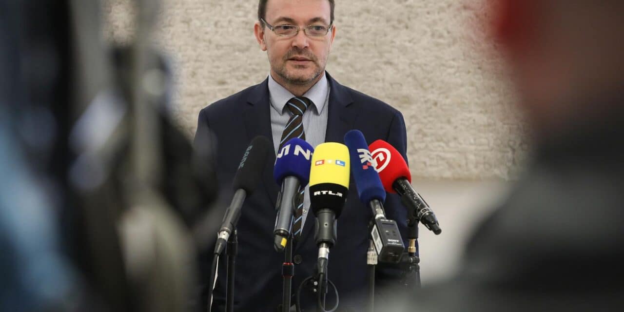Zagreb: Arsen Bauk održao konferenciju za medije