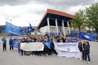 Zagreb: Podravske tuke stigle ispred stadiona Maksimir, do?ekao ih Bruno Petkovi?