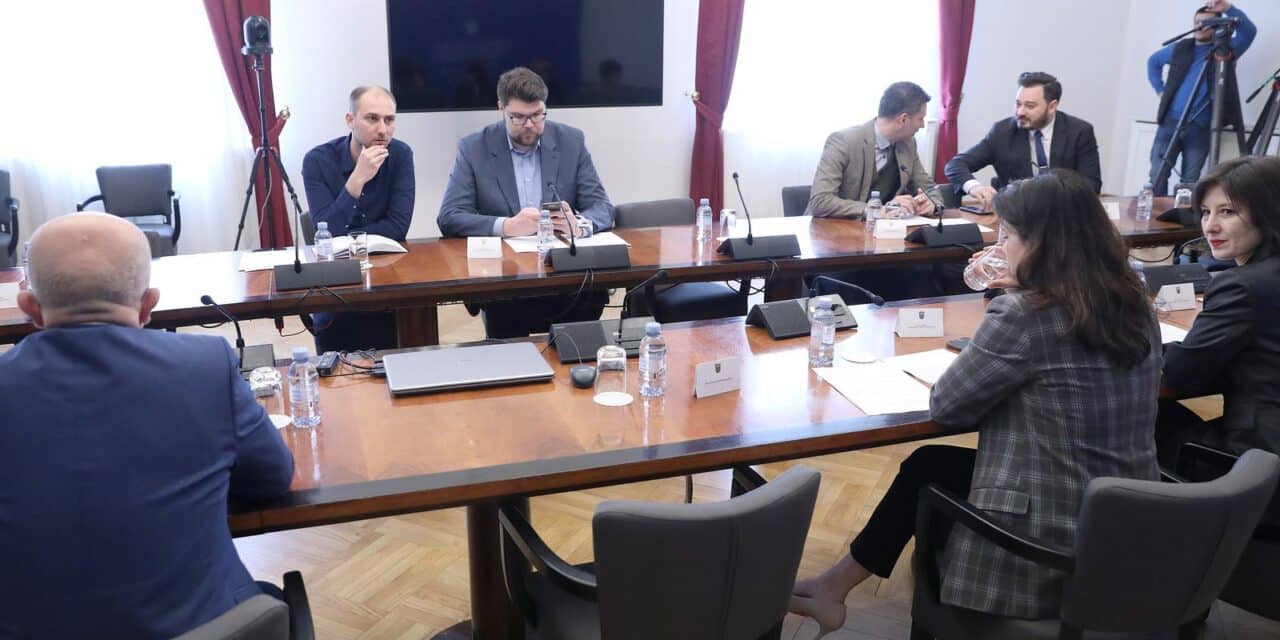 Zagreb: Oporba raspravlja o izbornim jedinicama