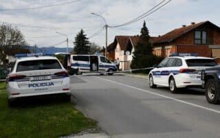Novi Mihaljevci: Motociklist i suvozačica poginuli u sudaru s automobilom