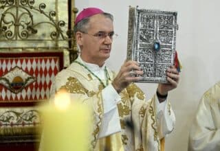 Monsinjor Dražen Kutleša preuzeo službu novog zagrebačkog nadbiskupa
