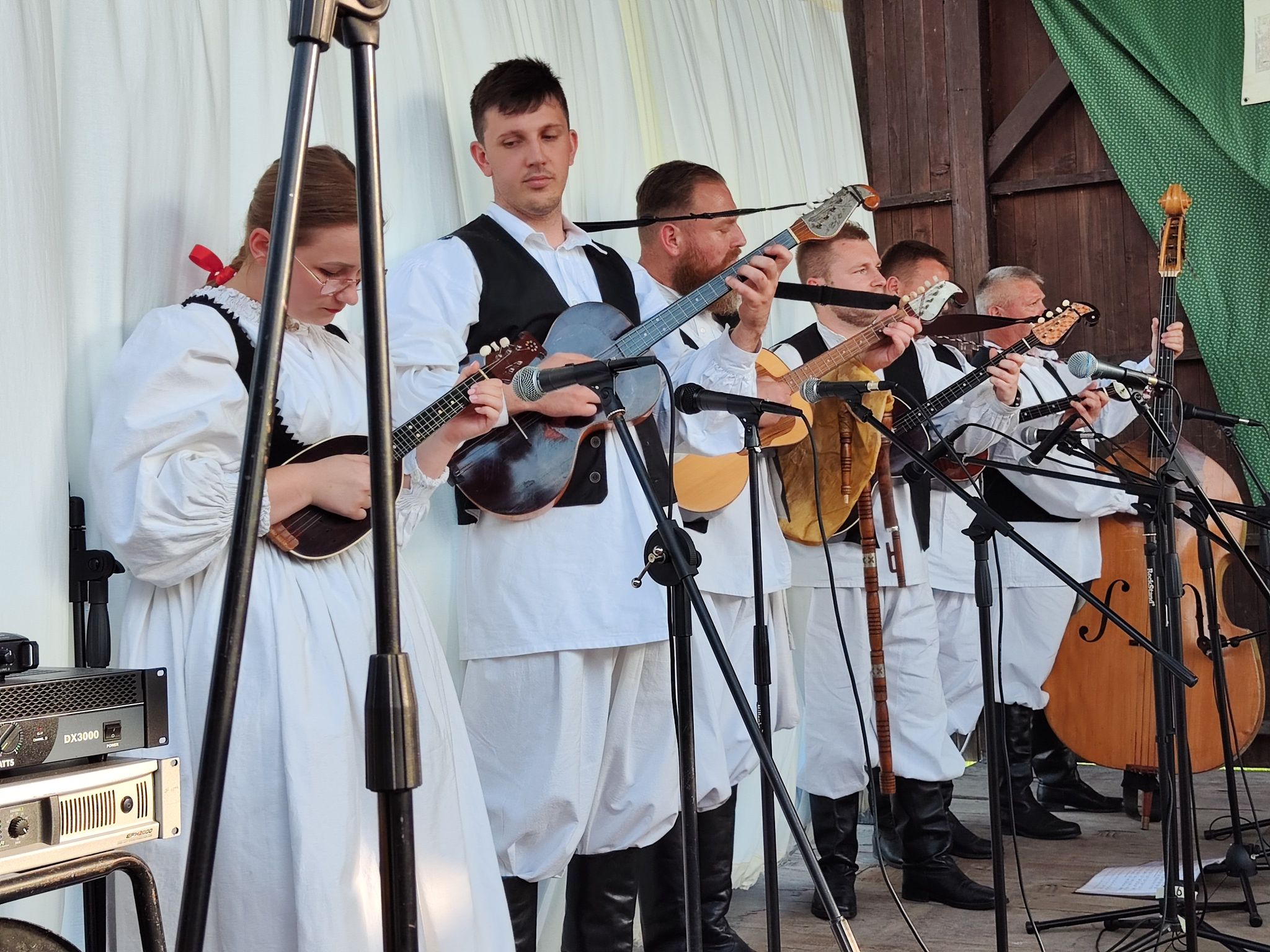 344706974_168833279476701_2813136896272457903_n