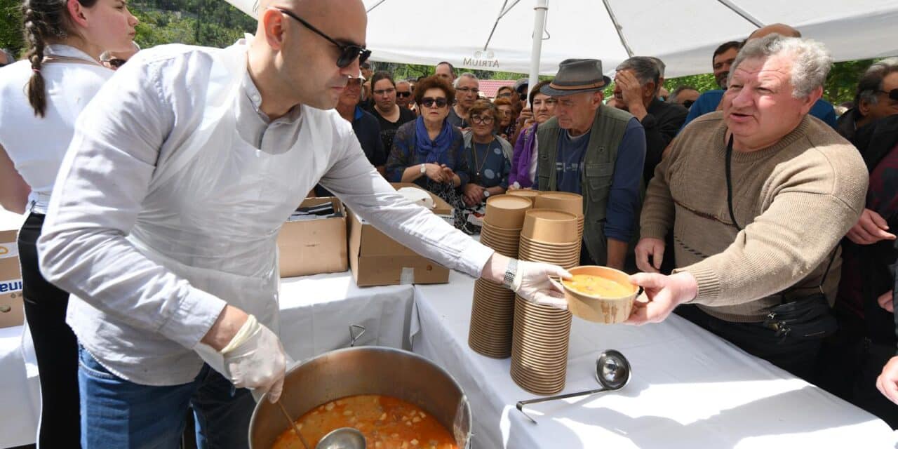 Tradicionalno prvosvibanjsko druženje uz grah na livadi ispod Skradinskog buka